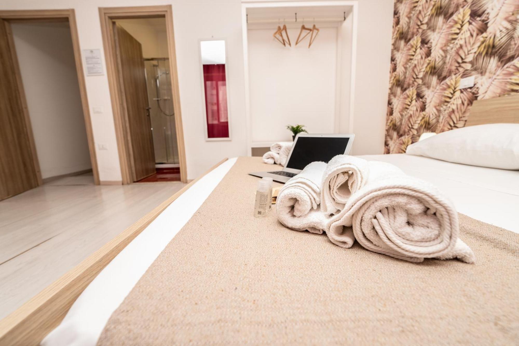 Central Rooms 128L ปาแลร์โม ภายนอก รูปภาพ