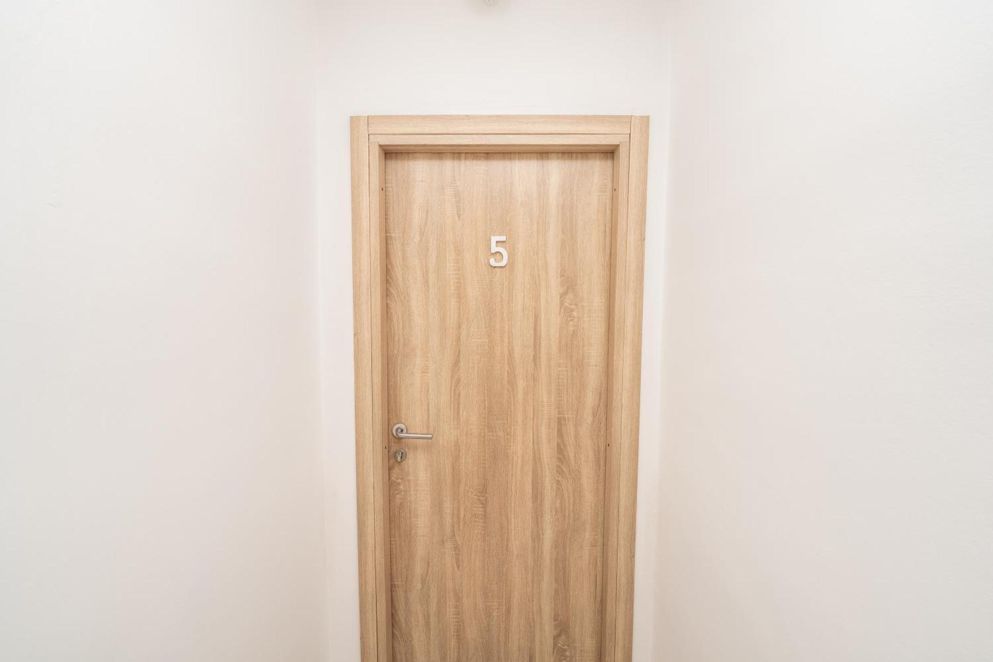 Central Rooms 128L ปาแลร์โม ภายนอก รูปภาพ