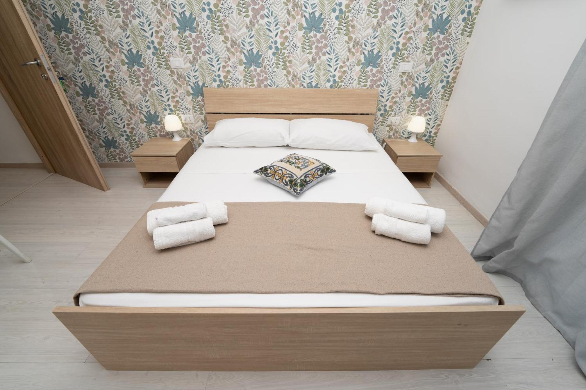 Central Rooms 128L ปาแลร์โม ภายนอก รูปภาพ