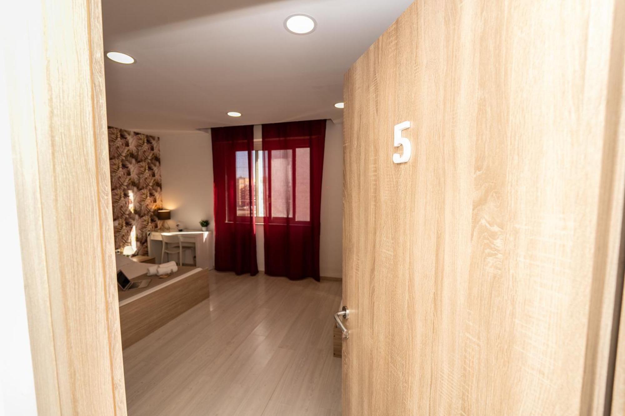 Central Rooms 128L ปาแลร์โม ภายนอก รูปภาพ